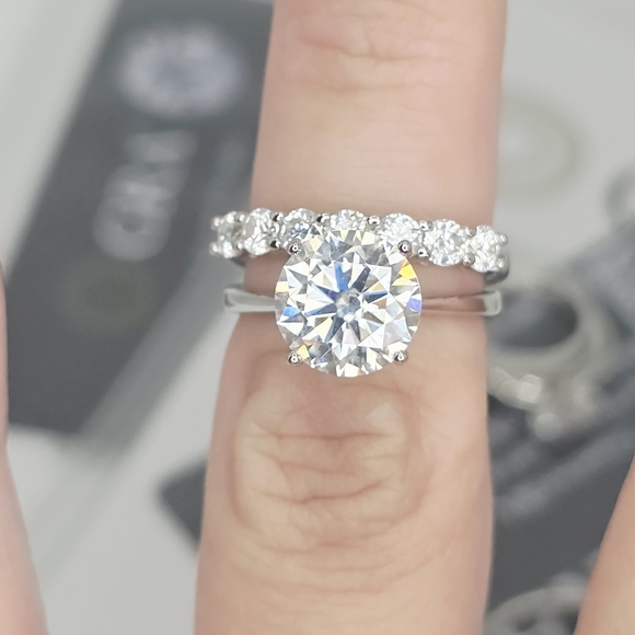 Authentic Moissanite Diamond Ring Set. Bridal, Engagement, Promise , Proposal. - Picture 2 of 8